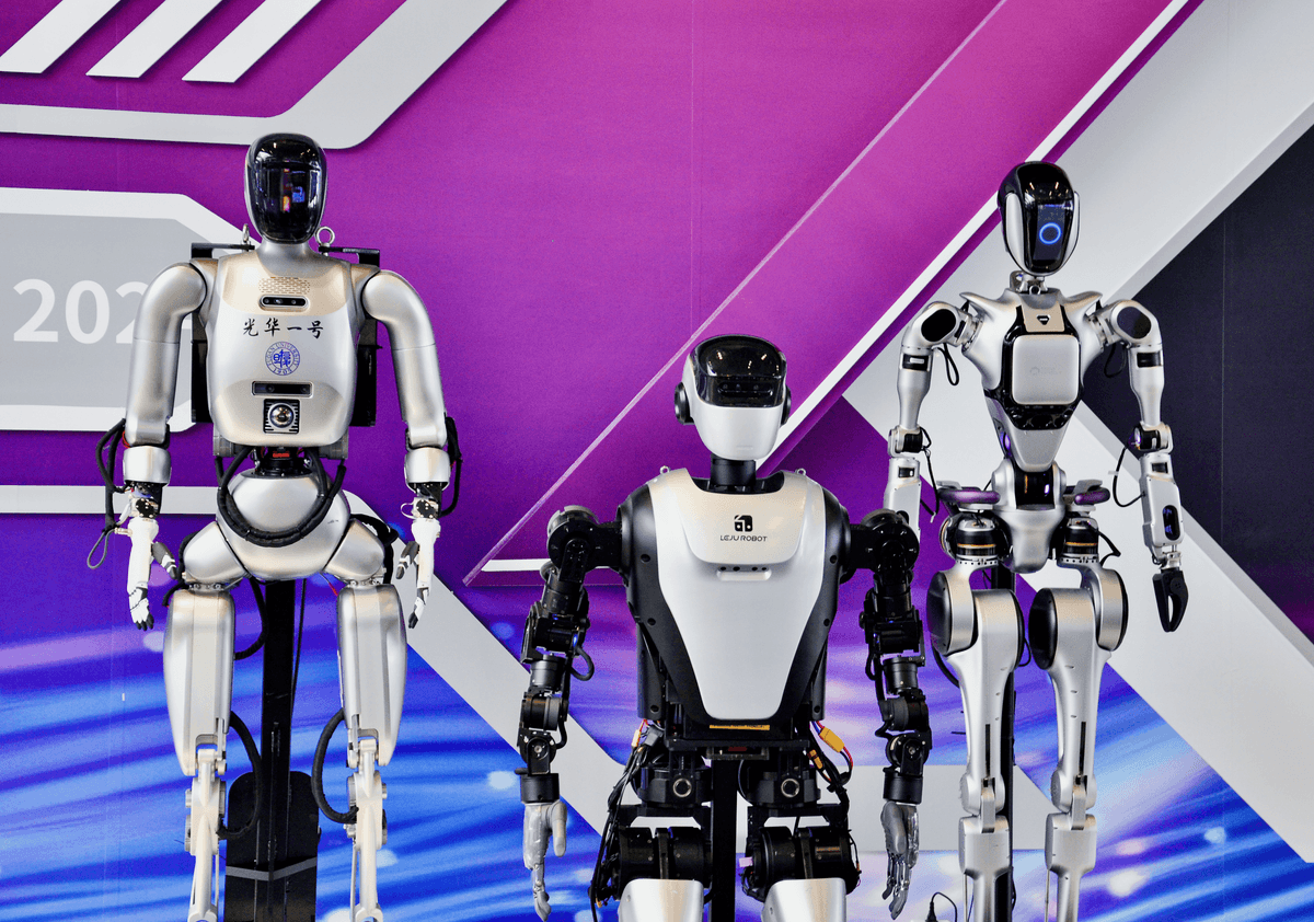 Chinese humanoid robots on display at WAIC robotics expo